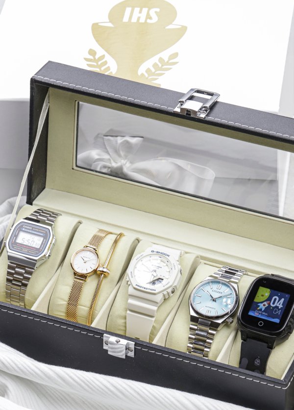 Zegarek na Komuni� - pami�tka czy praktyczny prezent? Jak wybra� m�drze