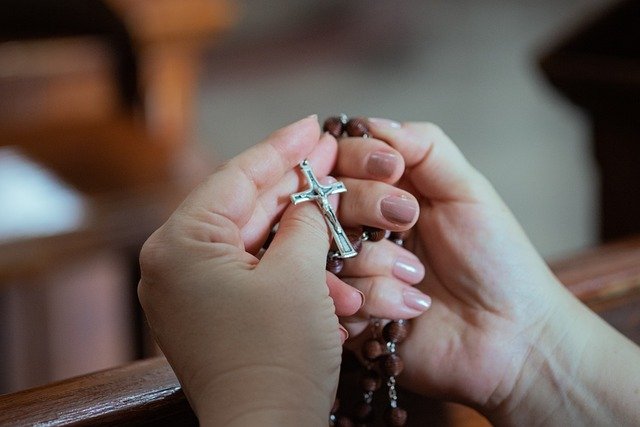 Modlitwy stacyjne przy rozwa�aniu Drogi Krzy�owej w czasie godzinnej adoracji