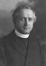 b�. ks. Emil Szramek