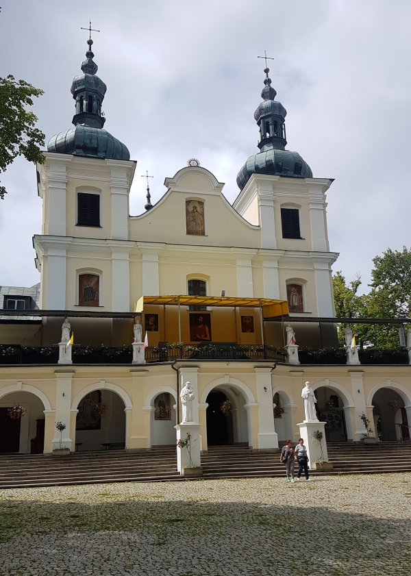 W stron� Kalwarii Pac�awskiej